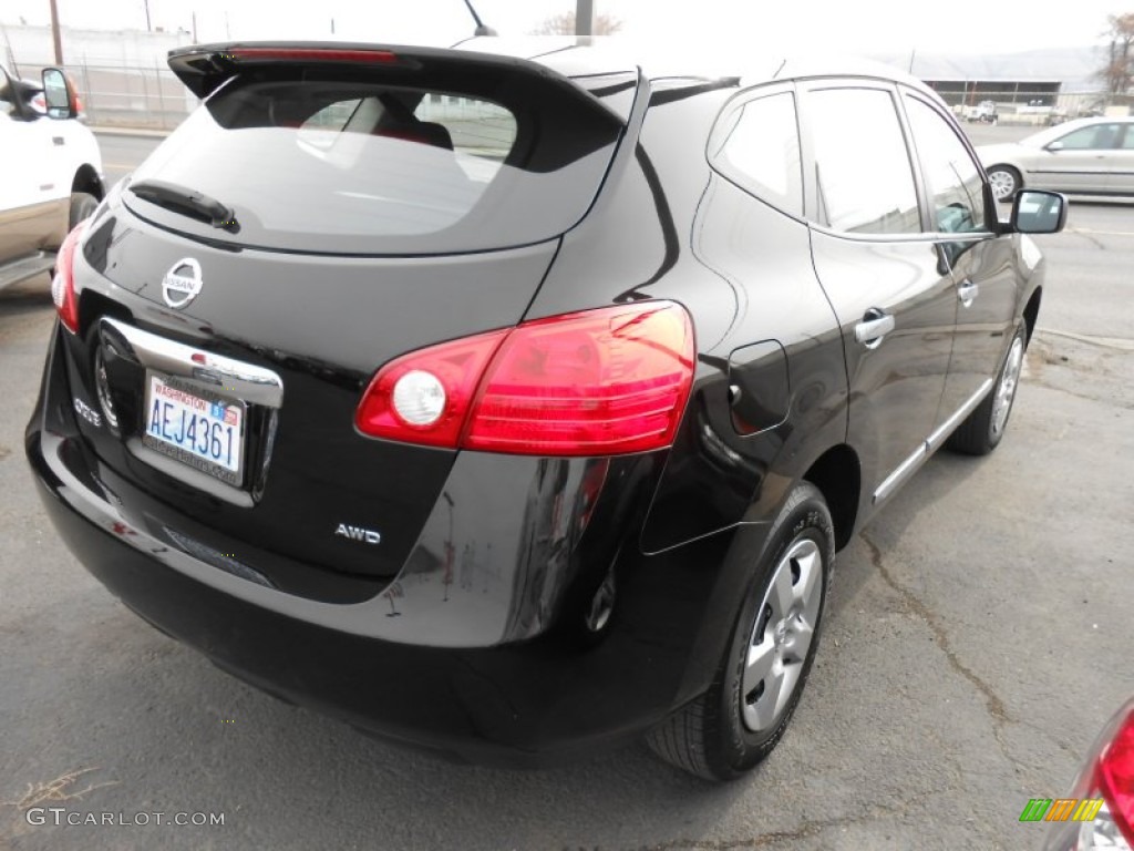 2011 Rogue S AWD - Wicked Black / Black photo #9