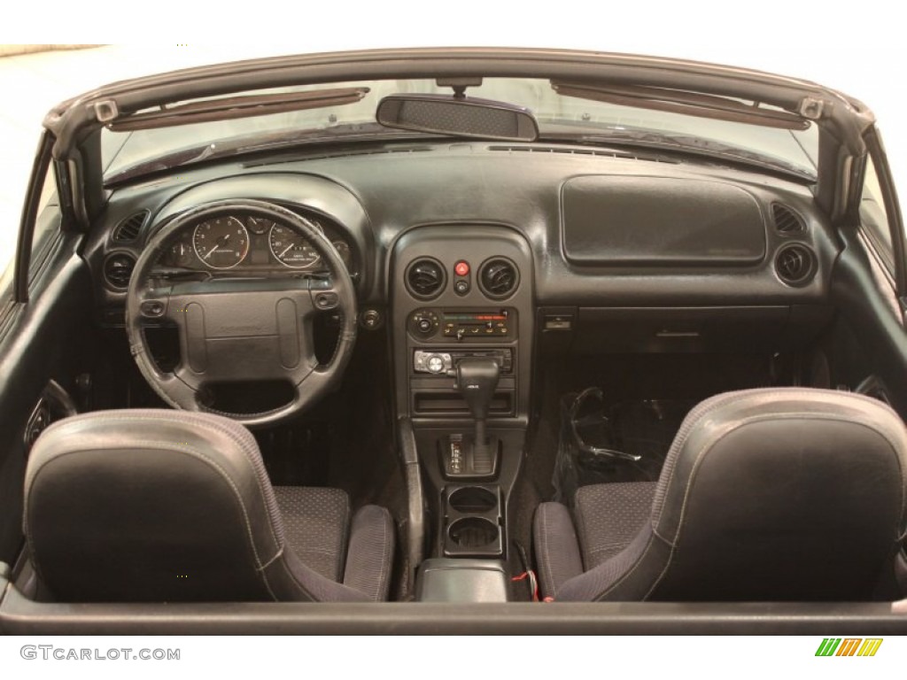 1994 Mazda MX-5 Miata Roadster Dashboard Photos