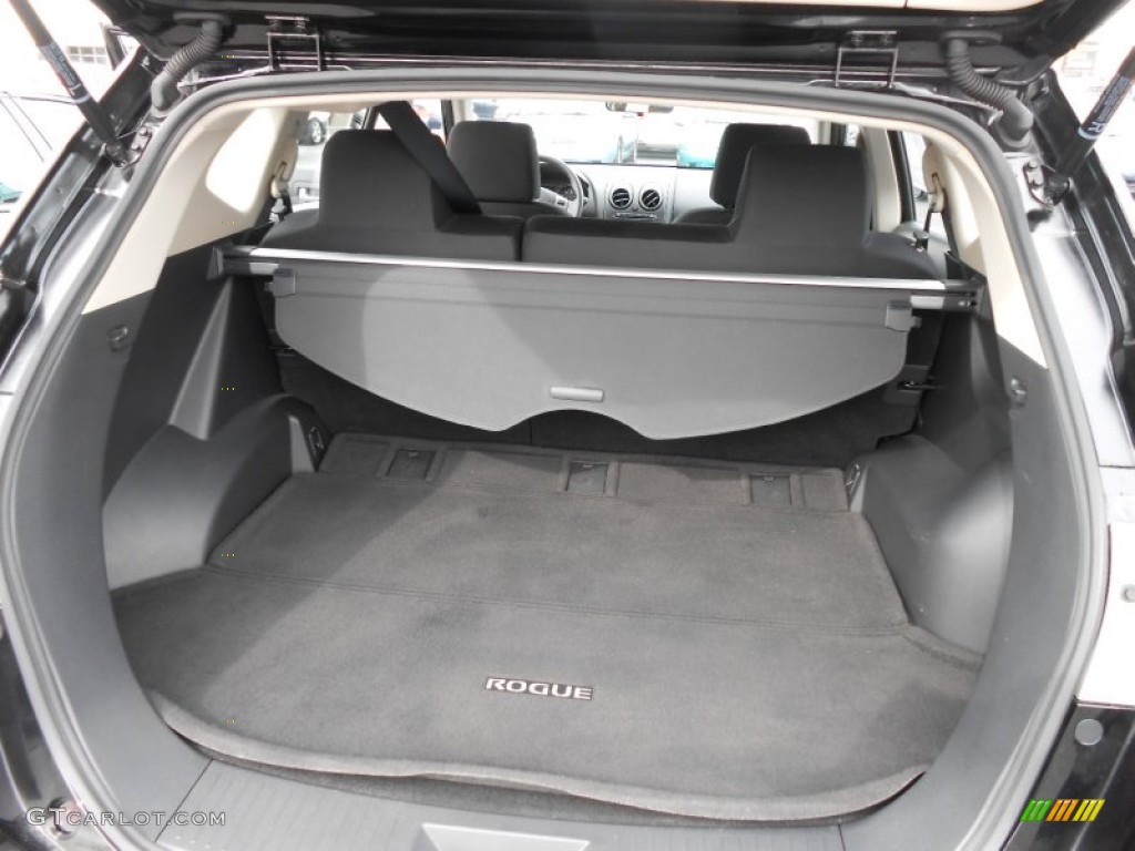 2011 Rogue S AWD - Wicked Black / Black photo #19
