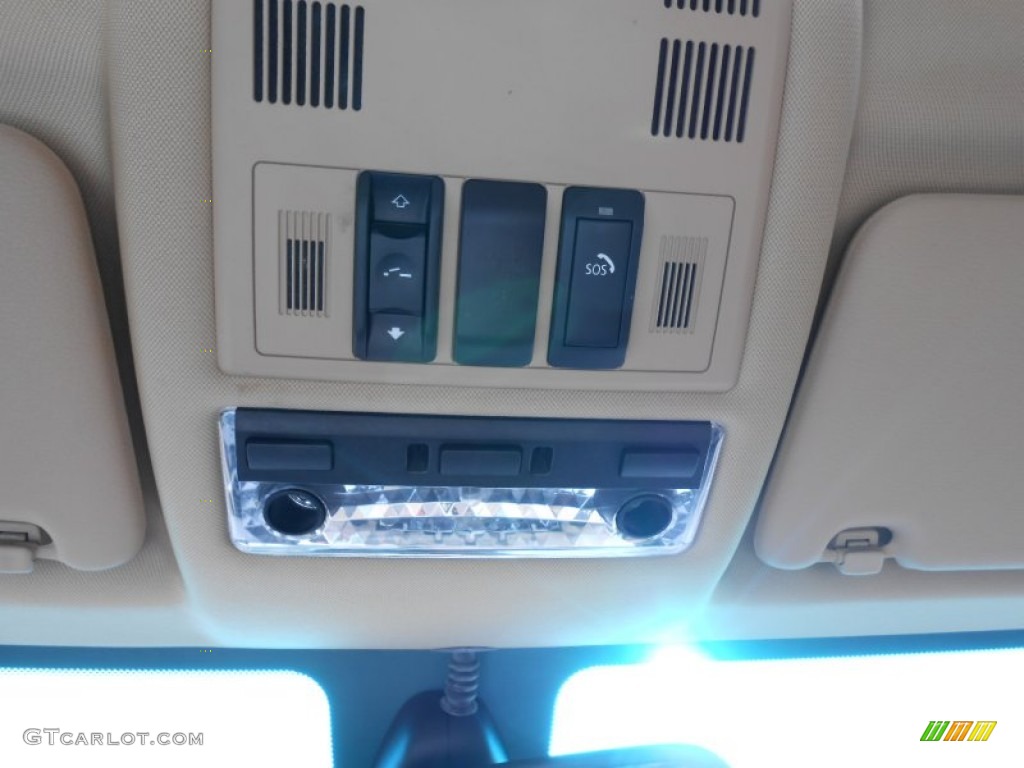 2007 BMW X3 3.0si Controls Photo #77975882
