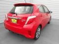 Absolutely Red - Yaris SE 5 Door Photo No. 4