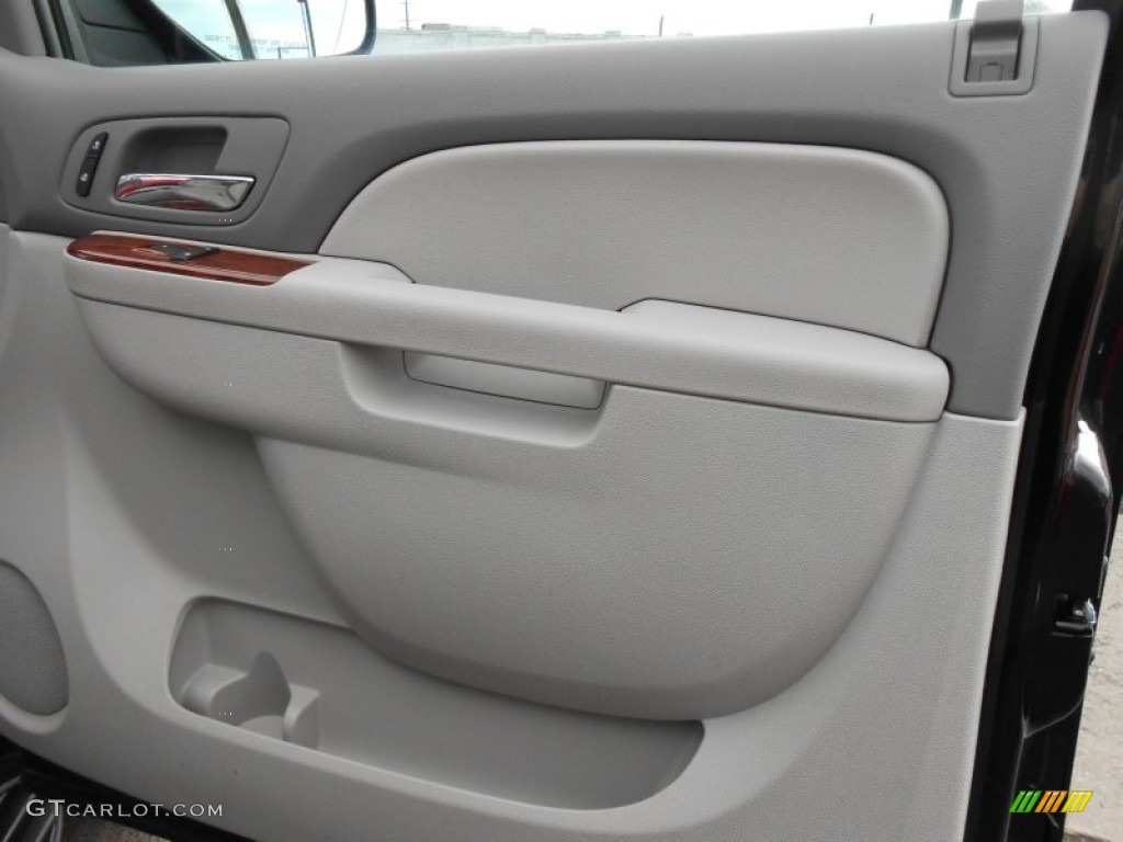 2012 GMC Yukon SLT 4x4 Light Titanium Door Panel Photo #77976494