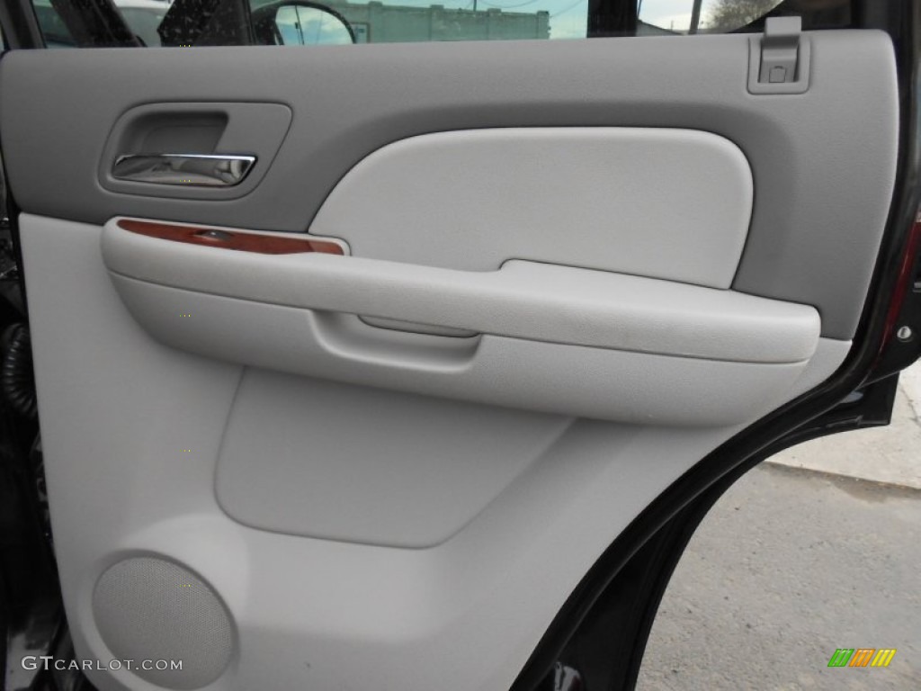 2012 GMC Yukon SLT 4x4 Light Titanium Door Panel Photo #77976518