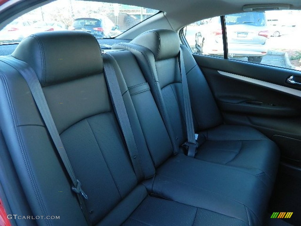 2009 Infiniti G 37 x Sedan Rear Seat Photos