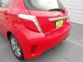 Absolutely Red - Yaris SE 5 Door Photo No. 21