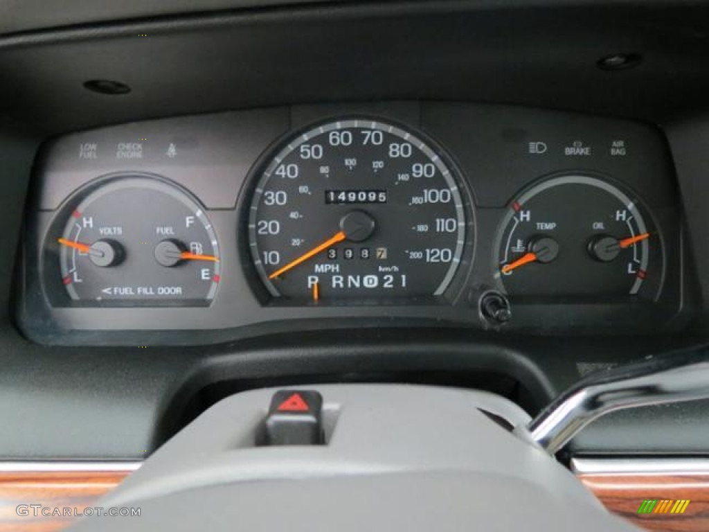 1997 Ford Crown Victoria LX Gauges Photo #77977658