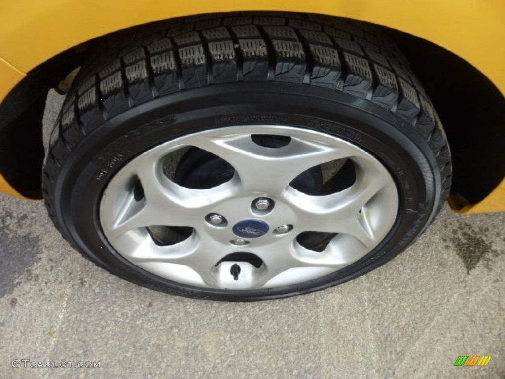2011 Ford Fiesta SES Hatchback Wheel Photo #77977906