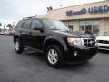 Tuxedo Black Metallic - Escape XLT Photo No. 2