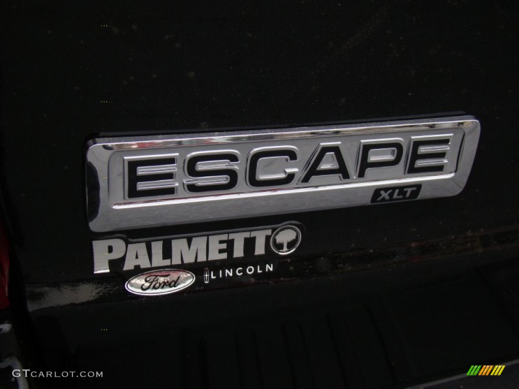 2011 Escape XLT - Tuxedo Black Metallic / Charcoal Black photo #33