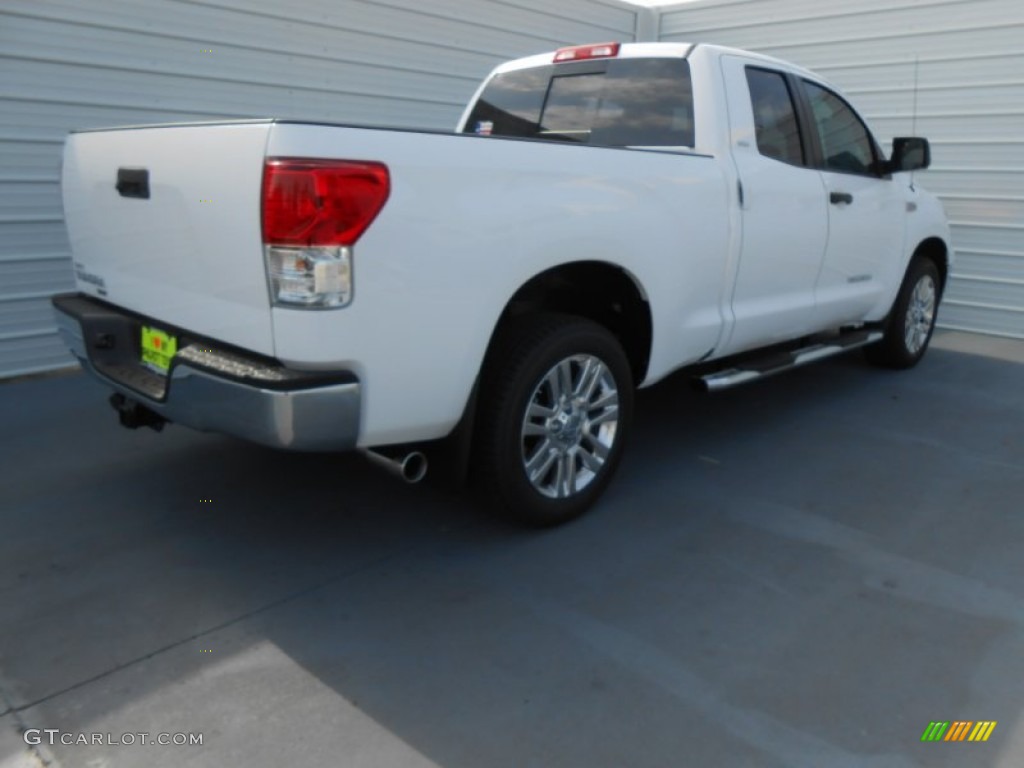 2013 Tundra TSS CrewMax - Super White / Black photo #4
