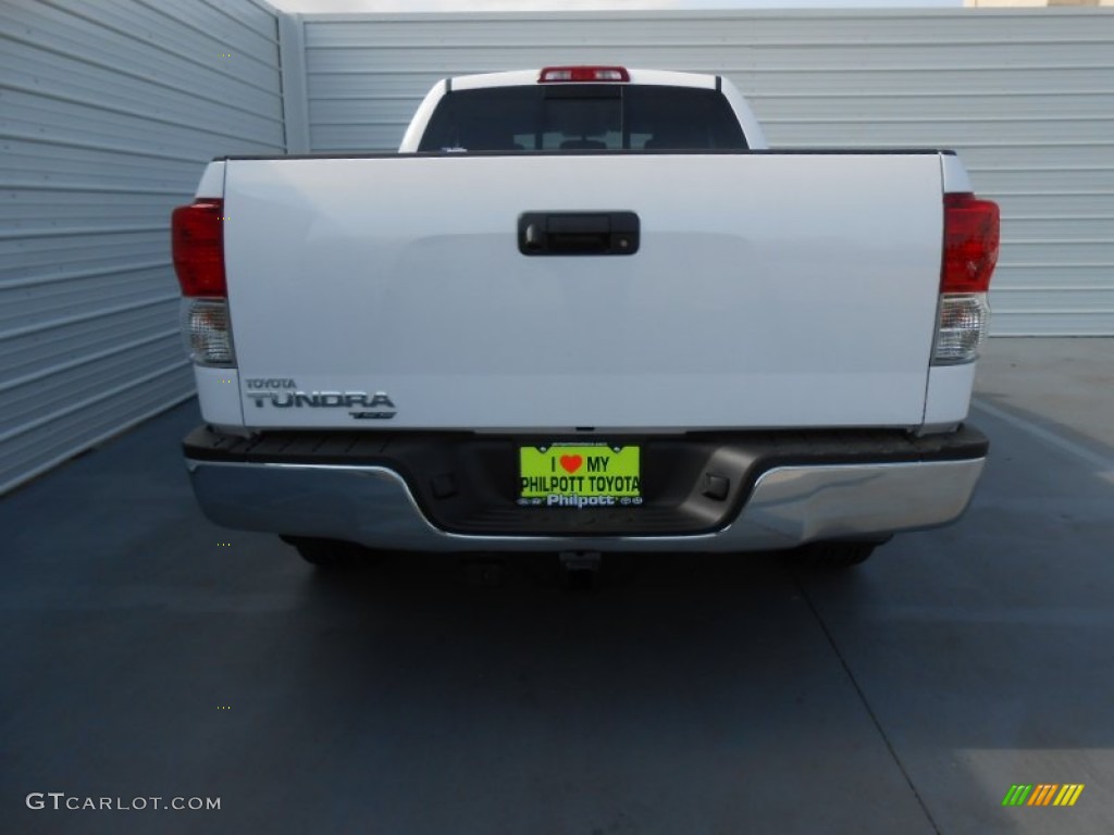 2013 Tundra TSS CrewMax - Super White / Black photo #5