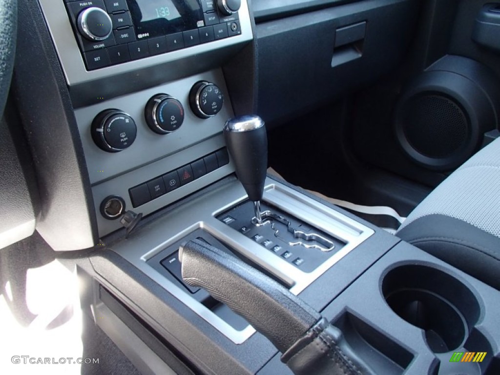 2007 Dodge Nitro SXT 4x4 4 Speed Automatic Transmission Photo #77981598
