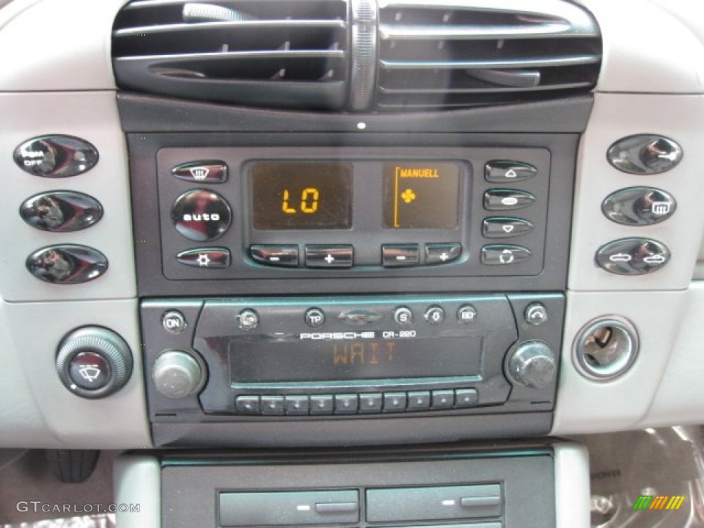 2000 Porsche 911 Carrera 4 Cabriolet Controls Photo #77982323