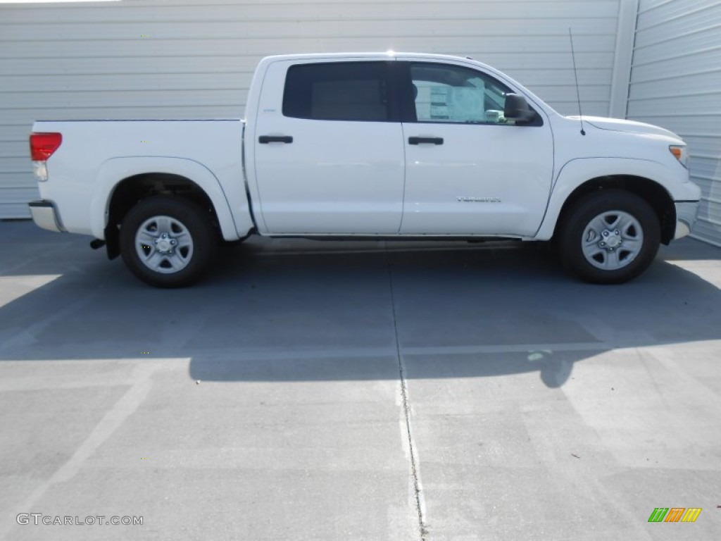 2013 Tundra CrewMax - Super White / Graphite photo #3