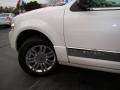 2012 White Platinum Metallic Tri-Coat Lincoln Navigator L 4x4  photo #37