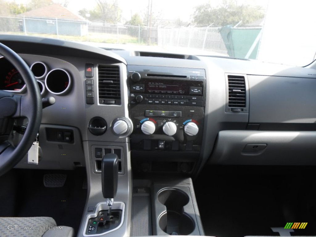 2013 Tundra CrewMax - Super White / Graphite photo #26