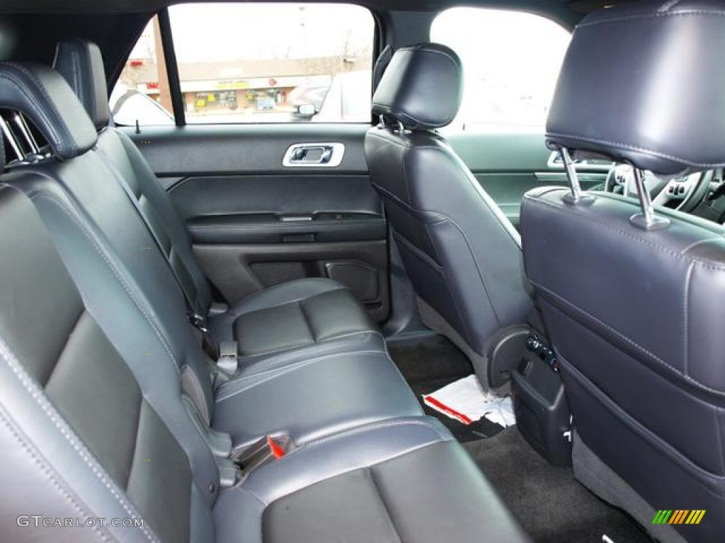 Charcoal Black Interior 2012 Ford Explorer XLT Photo #77988019