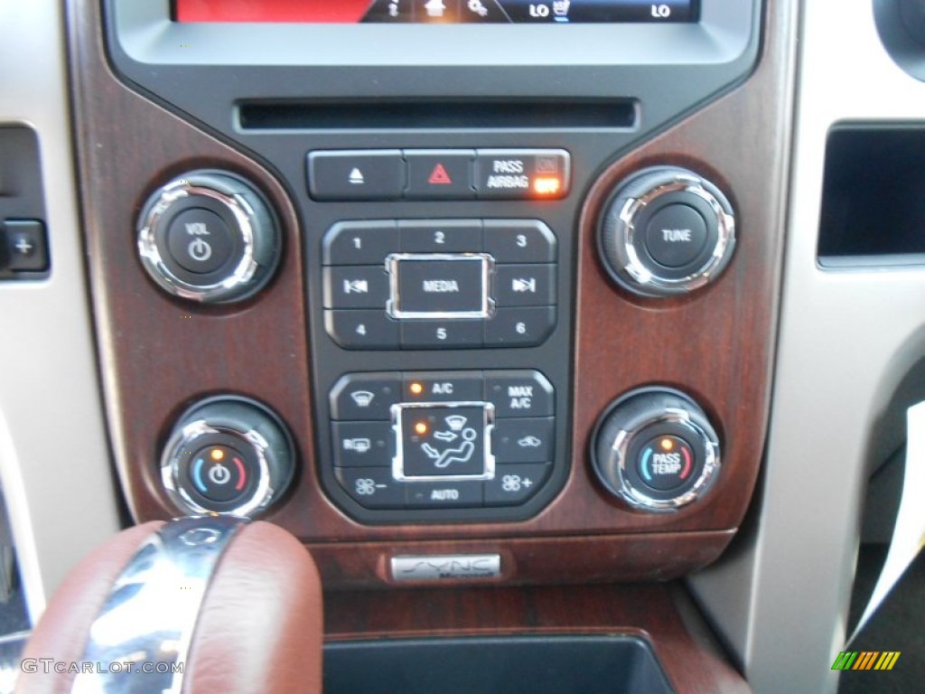 2013 Ford F150 King Ranch SuperCrew Controls Photo #77988269