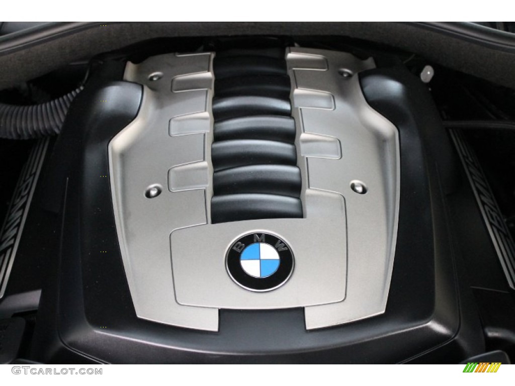 2007 BMW 7 Series 750i Sedan Engine Photos