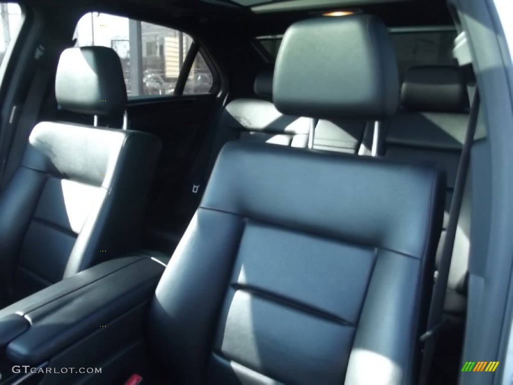 2010 E 350 4Matic Sedan - Arctic White / Black photo #14