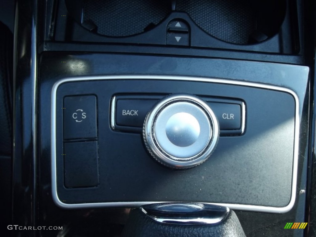 2010 E 350 4Matic Sedan - Arctic White / Black photo #24