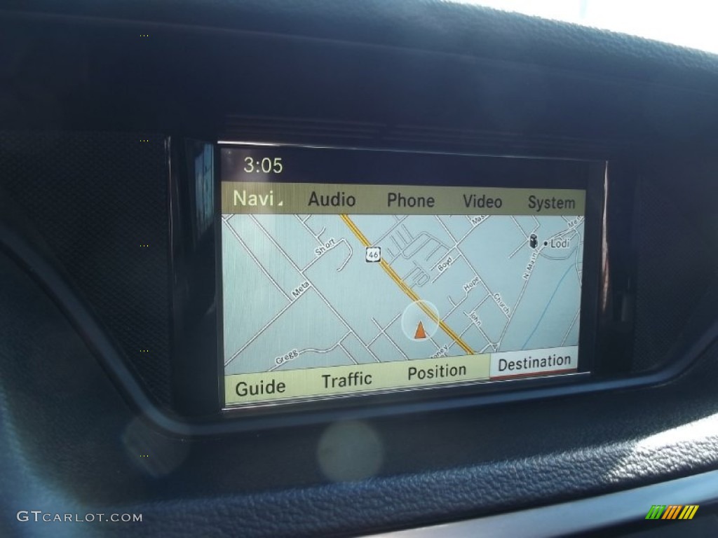 2010 E 350 4Matic Sedan - Arctic White / Black photo #30