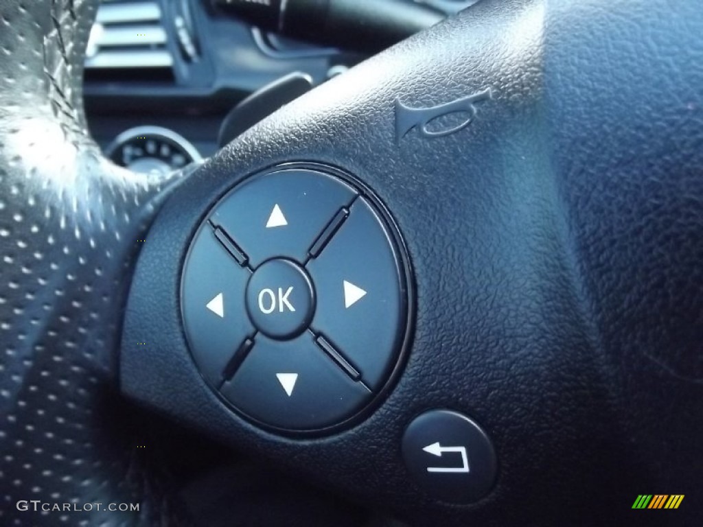 2010 E 350 4Matic Sedan - Arctic White / Black photo #32