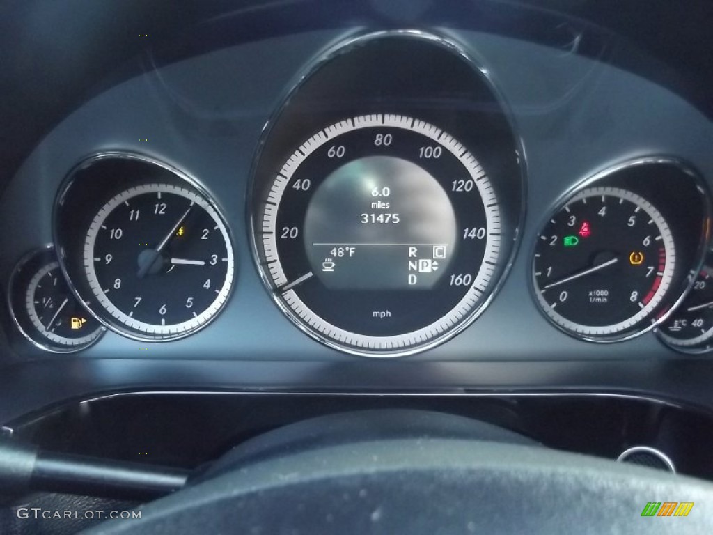 2010 E 350 4Matic Sedan - Arctic White / Black photo #33