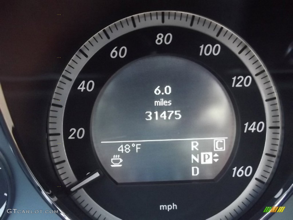 2010 E 350 4Matic Sedan - Arctic White / Black photo #34