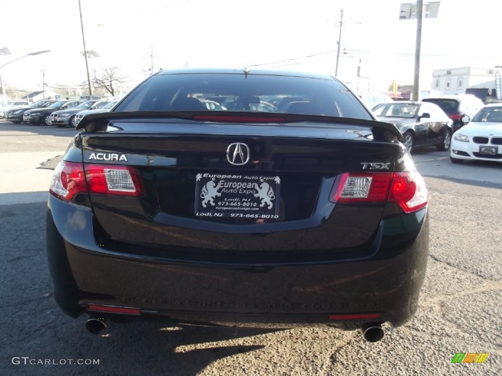 2010 E 350 4Matic Sedan - Arctic White / Black photo #36