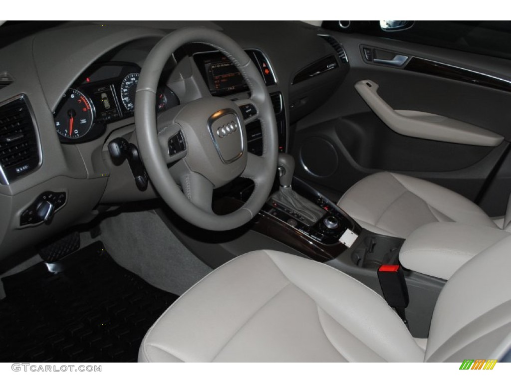 Cardamom Beige Interior 2012 Audi Q5 3.2 FSI quattro Photo #77996294
