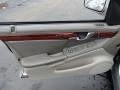 Light Platinum - DeVille Sedan Photo No. 16