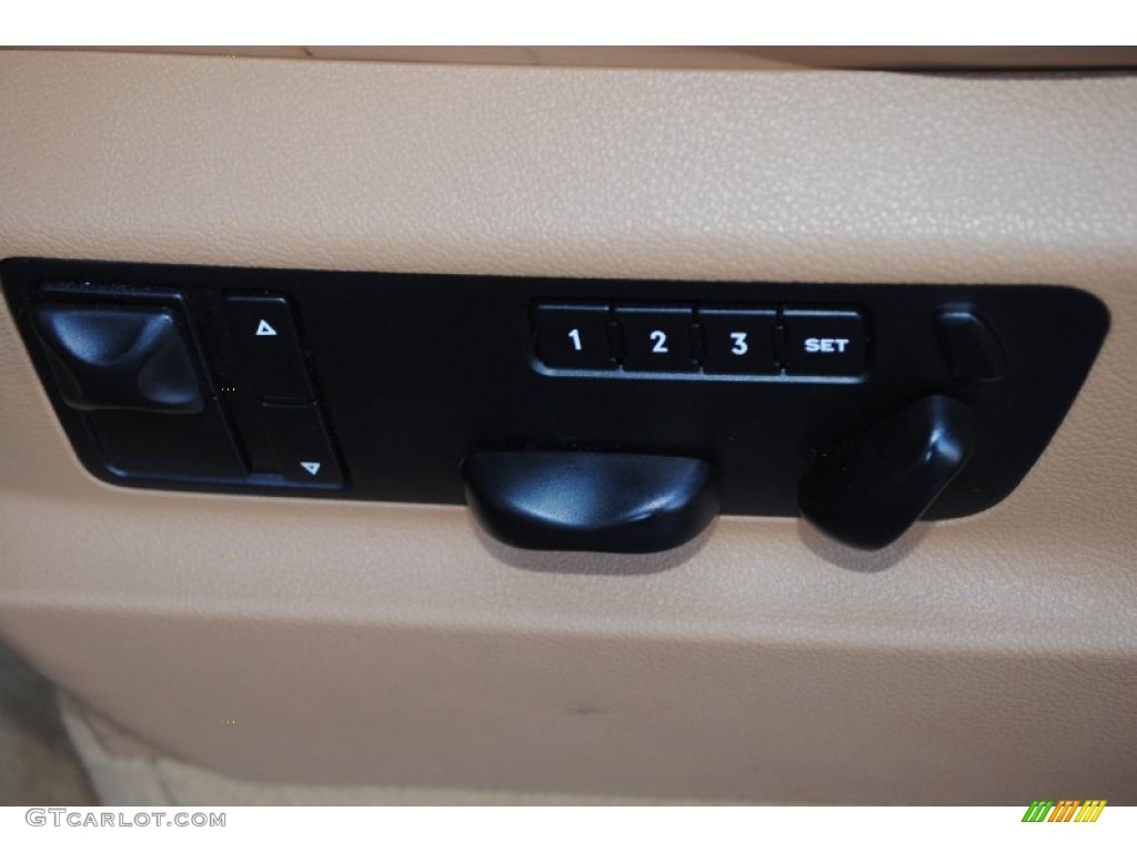 2010 Porsche Cayenne GTS Controls Photo #77997584