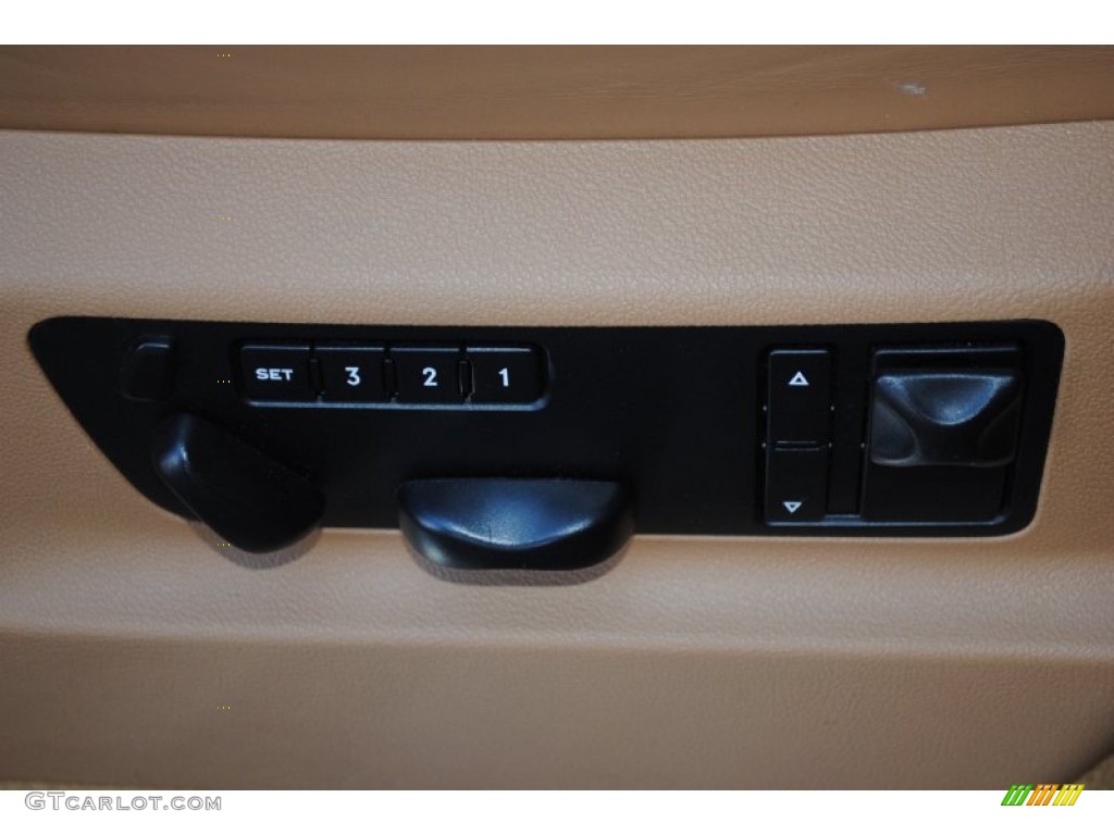 2010 Porsche Cayenne GTS Controls Photo #77998036