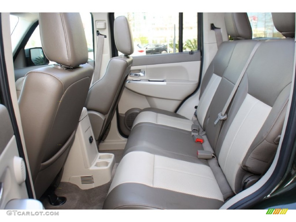 2008 Jeep Liberty Limited Rear Seat Photo #78003506