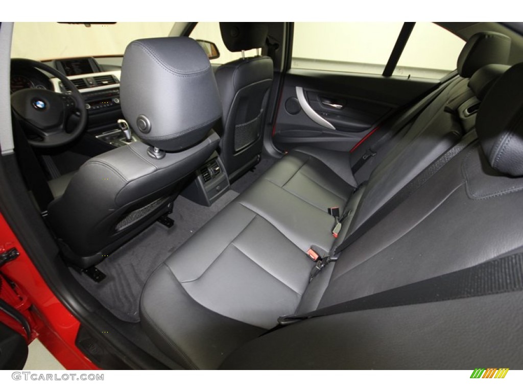 2013 3 Series 328i Sedan - Melbourne Red Metallic / Black photo #24