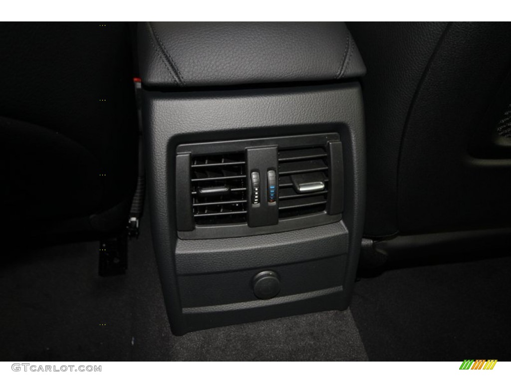 2013 3 Series 328i Sedan - Melbourne Red Metallic / Black photo #27