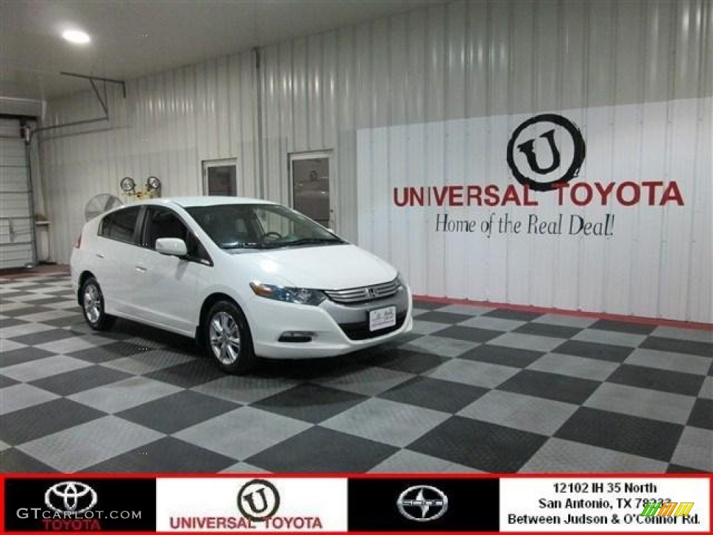 Taffeta White Honda Insight