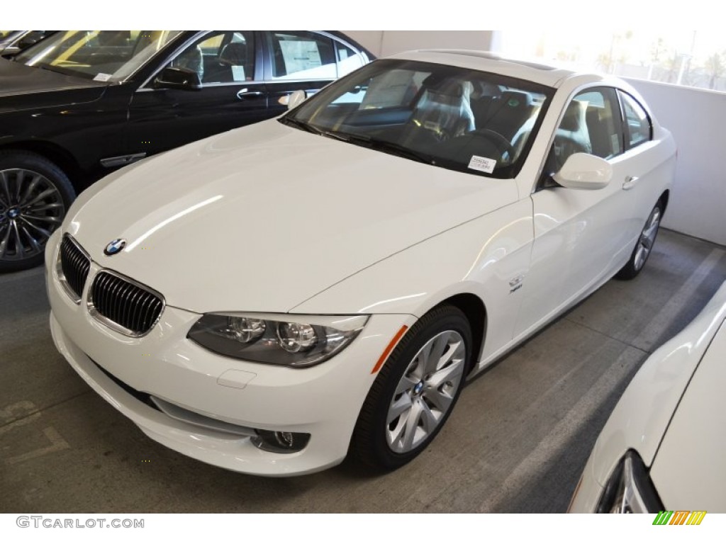 2012 3 Series 328i xDrive Coupe - Alpine White / Black photo #8