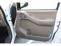 2011 Avalanche White Nissan Frontier SV Crew Cab  photo #15