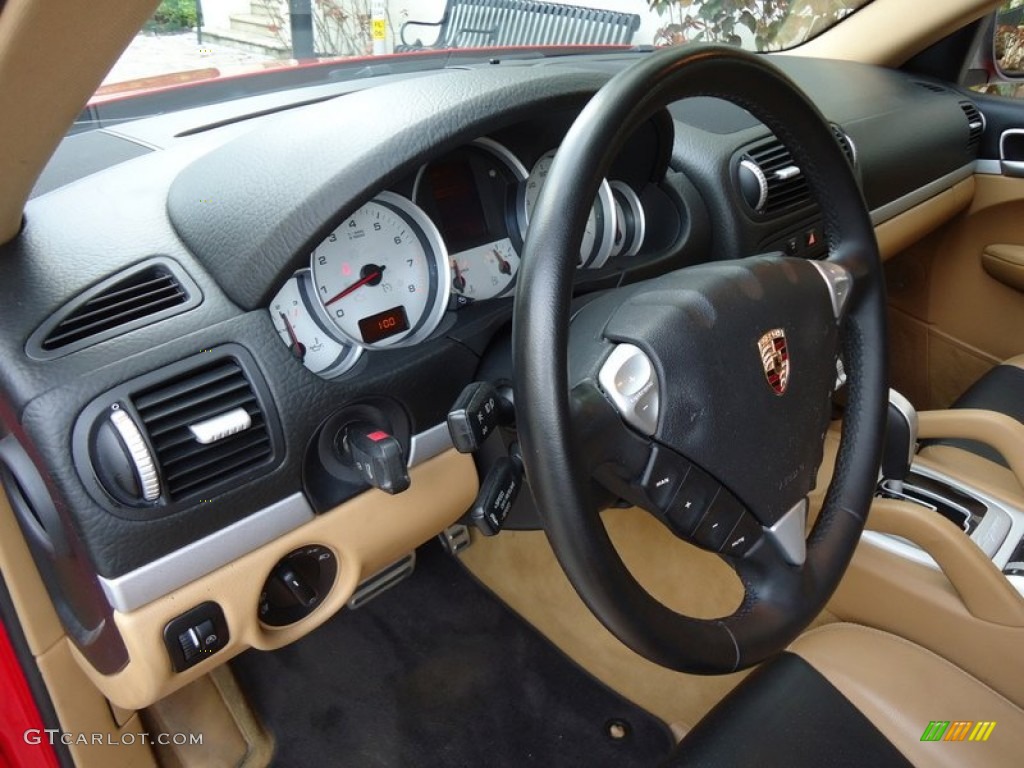 2006 Porsche Cayenne S Titanium Black/Sand Beige Steering Wheel Photo #78007022