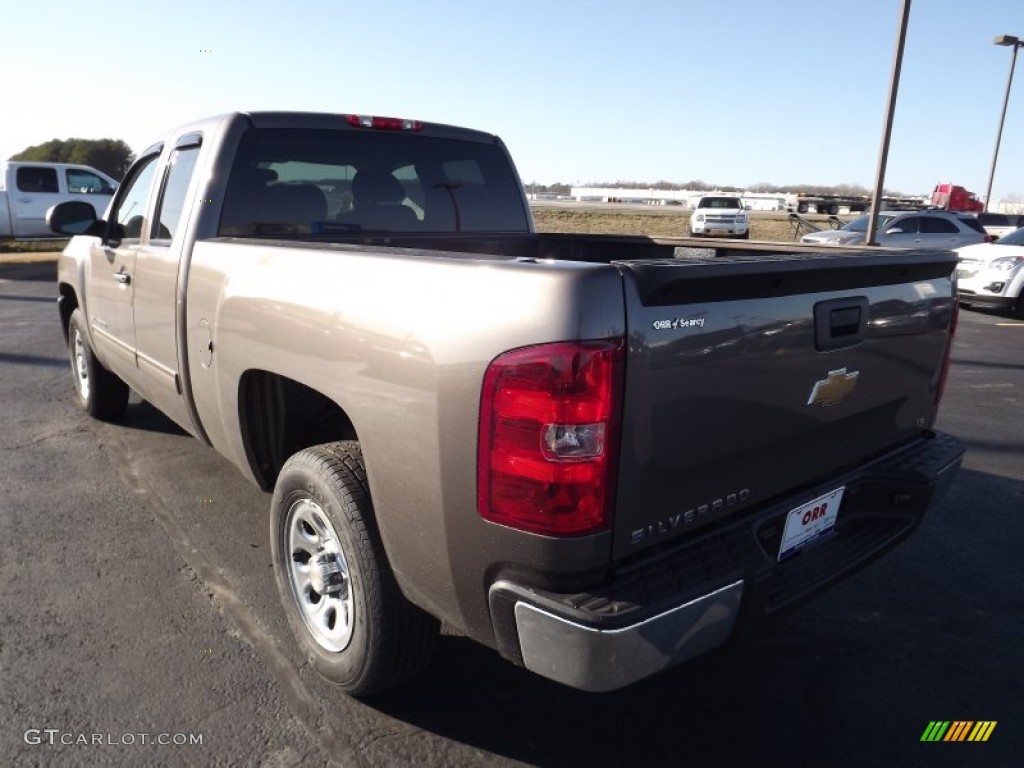 2013 Silverado 1500 LS Extended Cab - Mocha Steel Metallic / Dark Titanium photo #7