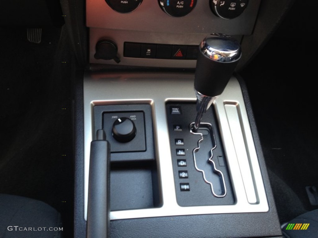 2011 Dodge Nitro Heat 4x4 Transmission Photos