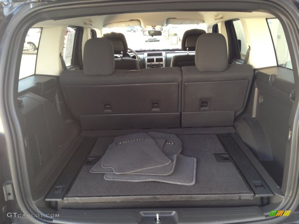 2011 Dodge Nitro Heat 4x4 Trunk Photo #78007890
