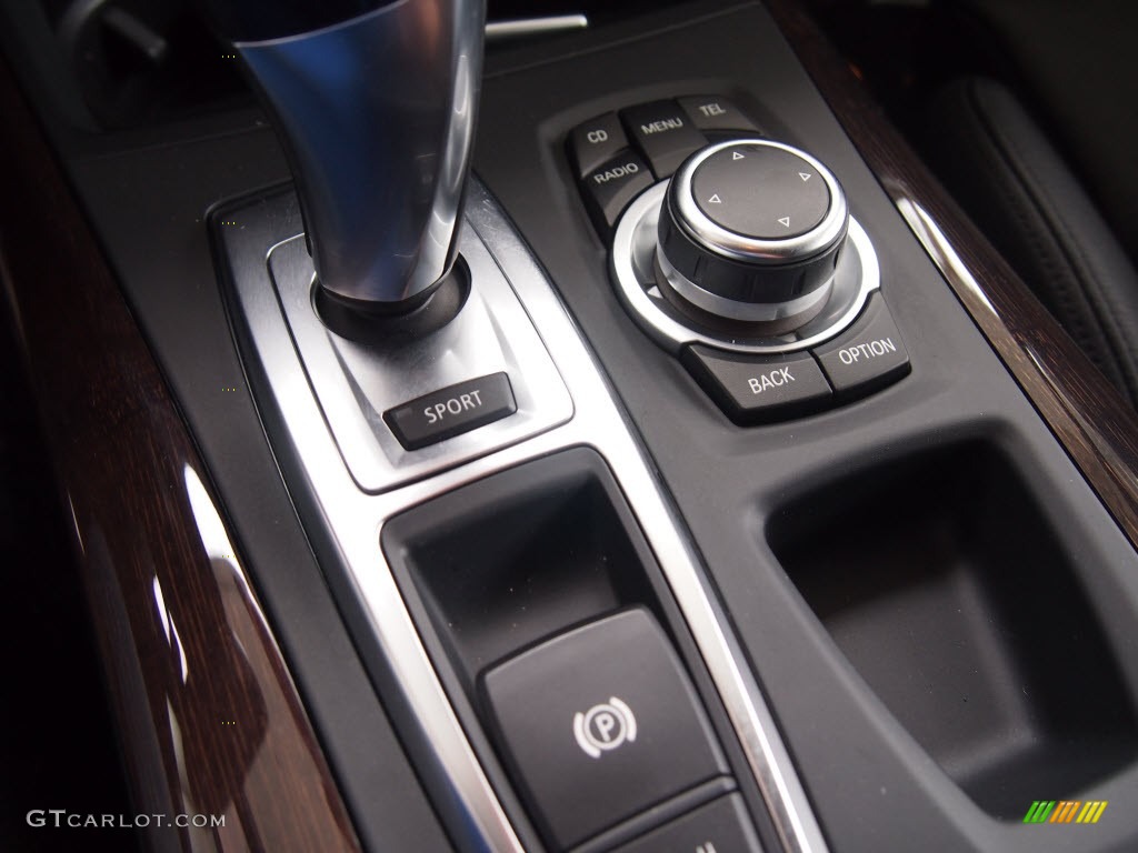 2011 BMW X5 xDrive 50i Controls Photo #78008186