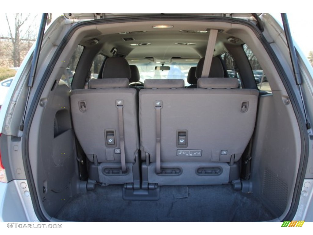 2010 Odyssey EX - Alabaster Silver Metallic / Gray photo #13