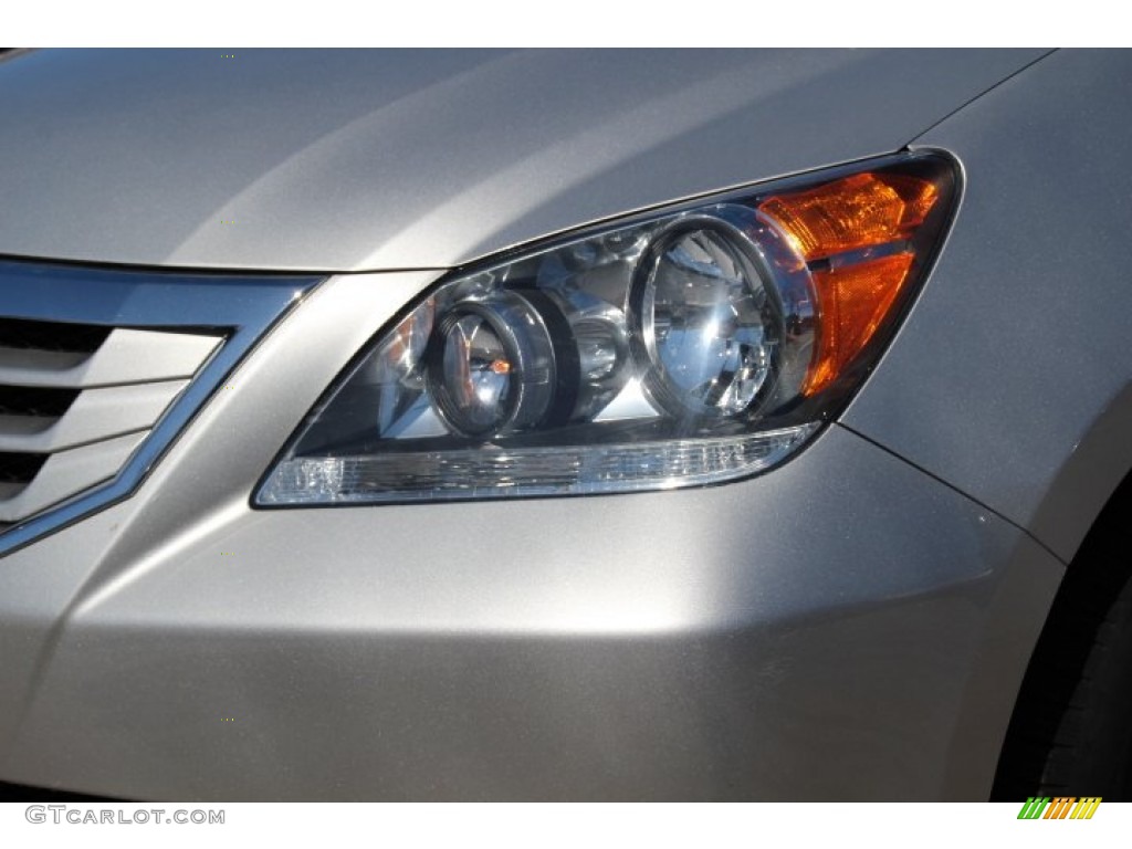 2010 Odyssey EX - Alabaster Silver Metallic / Gray photo #18