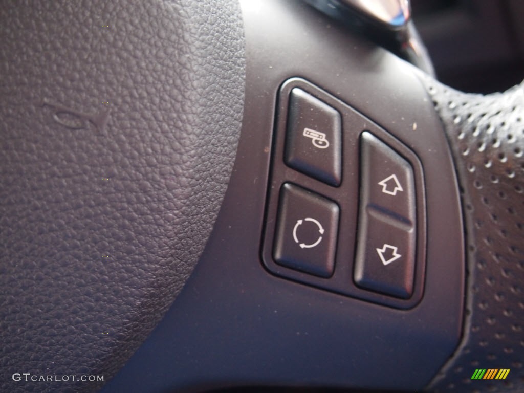 2010 BMW 3 Series 335i Coupe Controls Photo #78010799