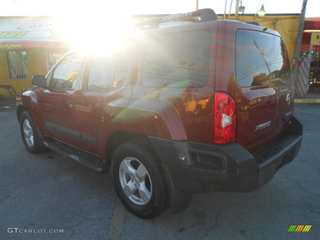2005 Xterra SE - Red Brawn Pearl / Steel/Graphite photo #6