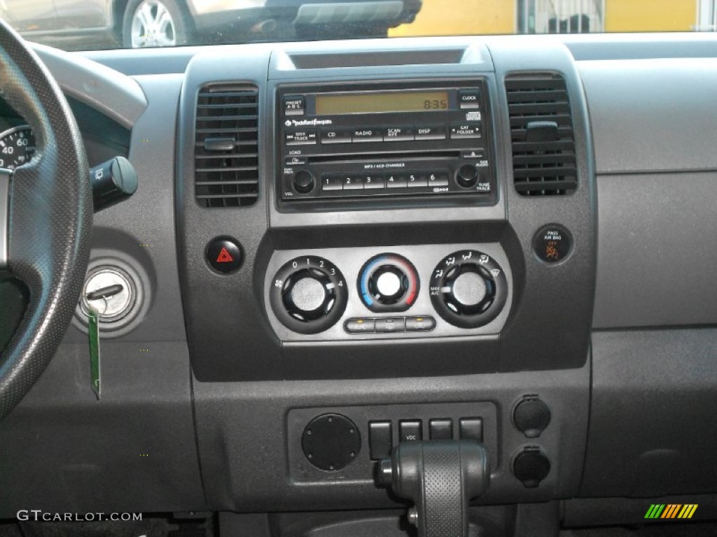 2005 Xterra SE - Red Brawn Pearl / Steel/Graphite photo #21